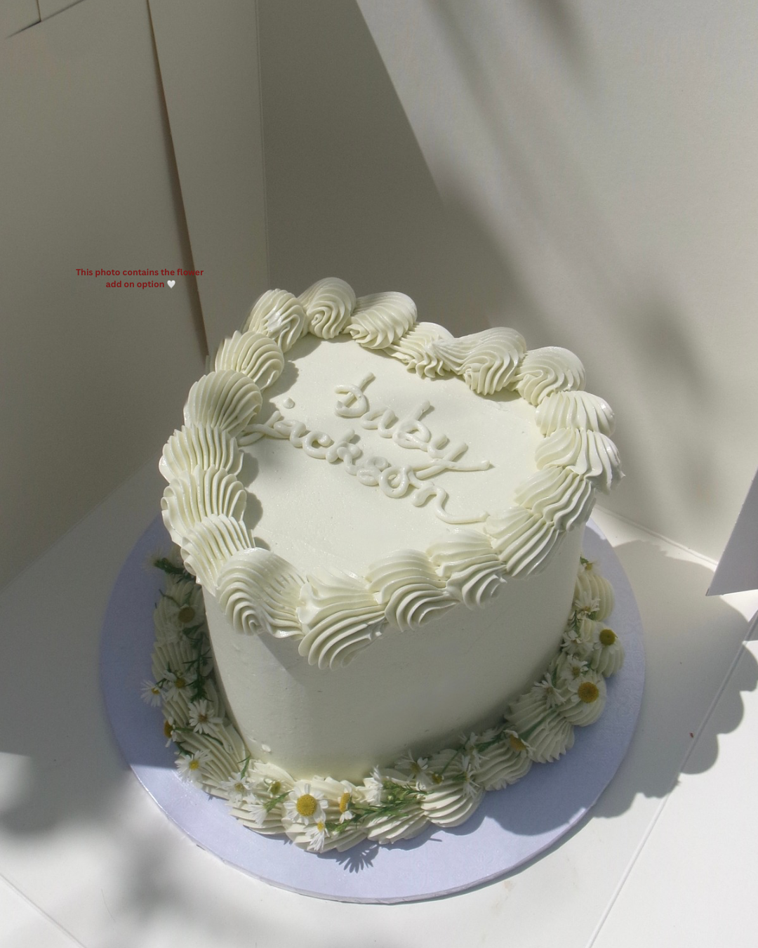 Simple Chic Vintage Cake