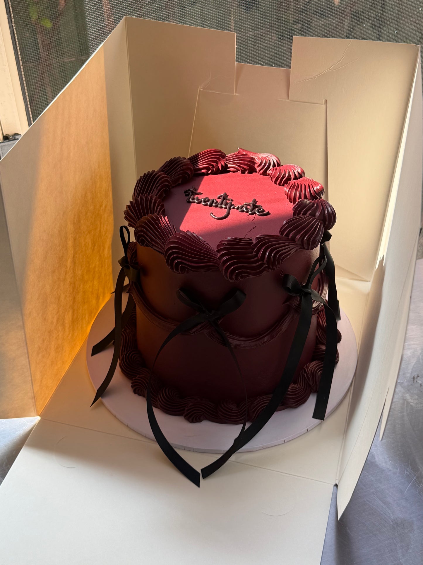 Signature Vintage Cake